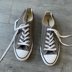 Converse Gray size 8 woman size